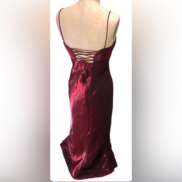 Betsy & Adam Beaded Gown – Metallic Ruby, Size Small - Picture 2 of 5